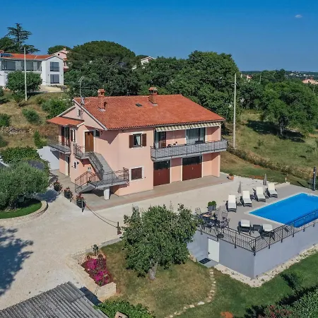 Holiday home Legovic By Interhome