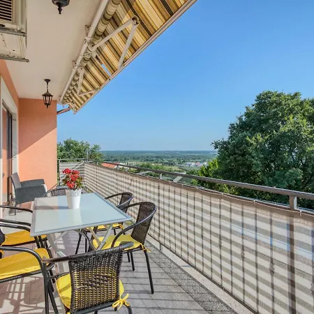 Legovic By Interhome Kaštelir